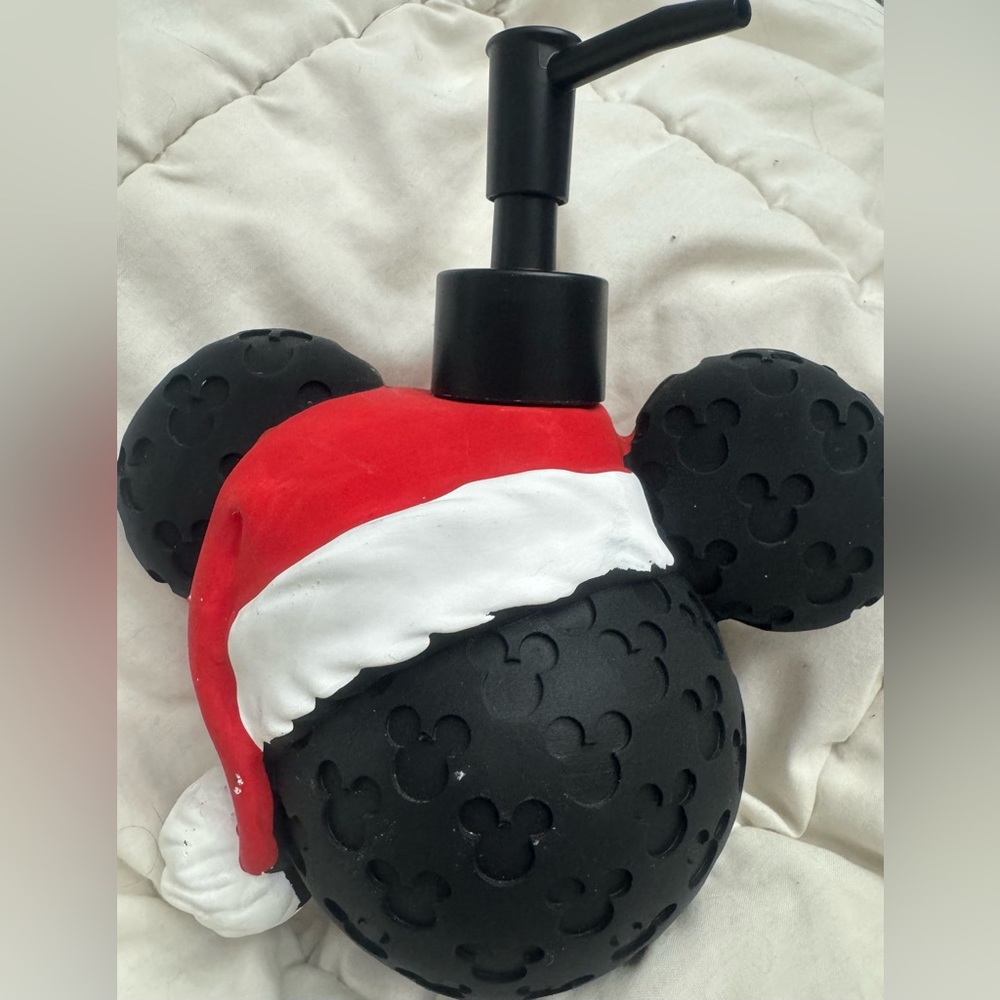 DISNEY CHRISTMAS MICKEY MOUSE W/SANTA HAT SOAP/LOTION  DISPENSER BATHROOM
